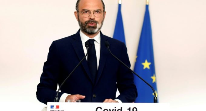 Le Premier ministre Edouard Philippe s’exprime lors d’une conférence de presse sur le Covid-19, le 19 avril 2020 à Paris