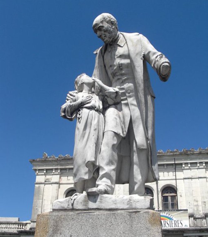Statues de Victor Schoelcher détruites en Martinique: «Le totalitarisme des vandales»