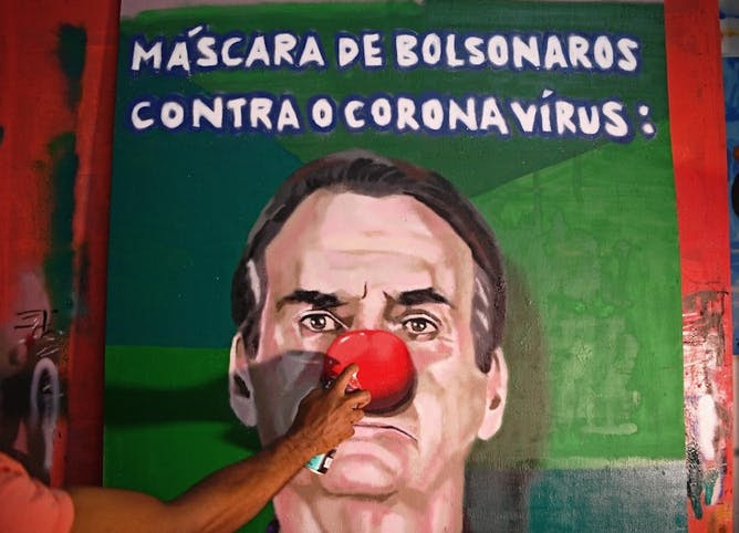 Face à sa gestion de crise au Brésil, le pouvoir de Bolsonaro ébranlé