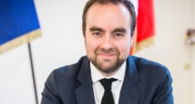 Remaniement du gouvernement : Sébastien Lecornu nommé ministre des Outre-mer