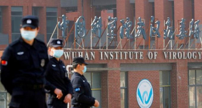 Une responsable de l’Institut de virologie de Wuhan rejette les accusations sur les origines du Covid-19