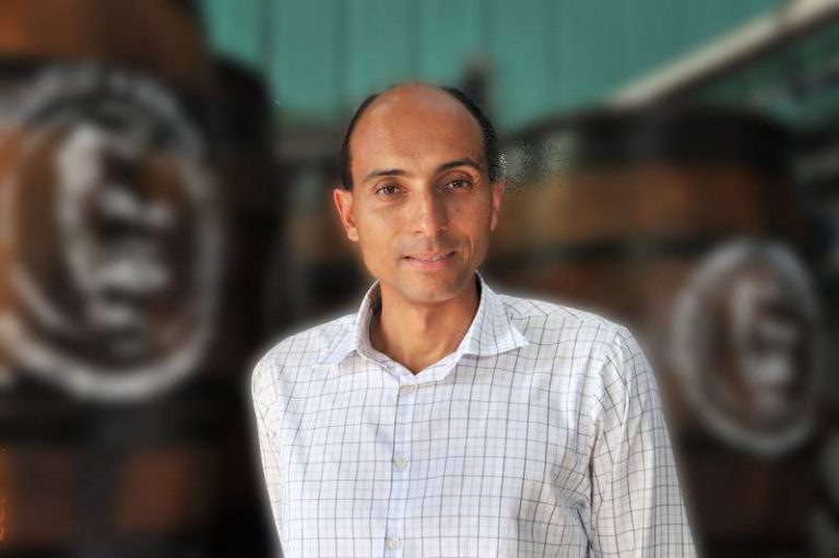 Actualité de la filière Rhum Martinique : Charles Larcher répond…