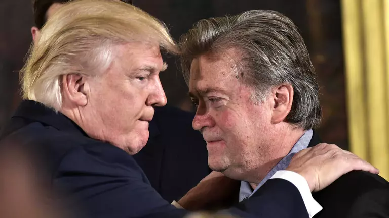 « Trump sera président en 2028. » : une prédiction de Steve Bannon