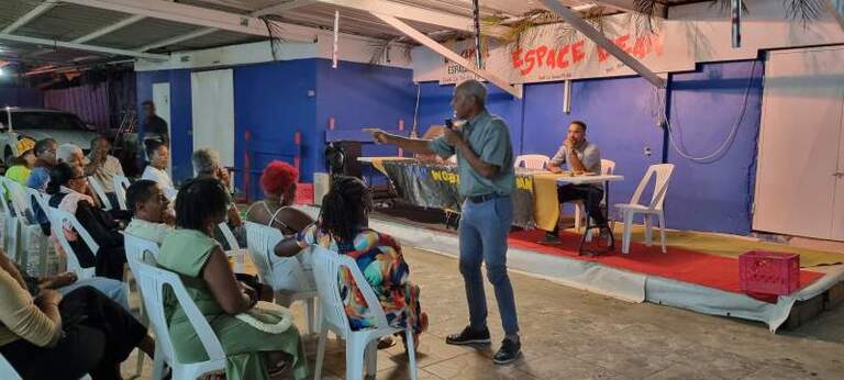 Réunion au quartier Cité Lé Brav : les habitants donnent la parole à Farell François-Haugrin