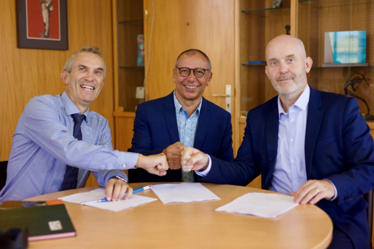 Le CHUM accélère son engagement dans l’intelligence artificielle