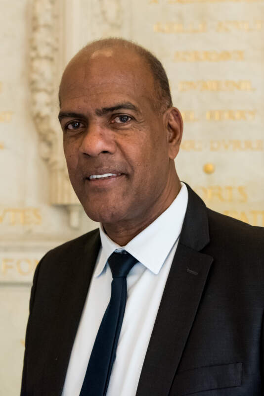 RÉACTION DE SERGE LETCHIMY  Autonomie de la Corse :  la République franchit un pas majeur