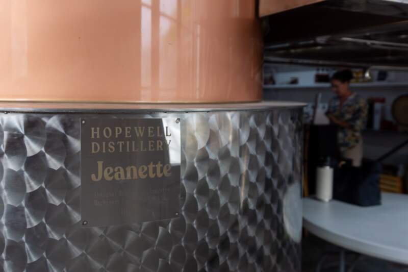 «&nbsp;Jeanette&nbsp;», l’un des alambics de la distillerie.
