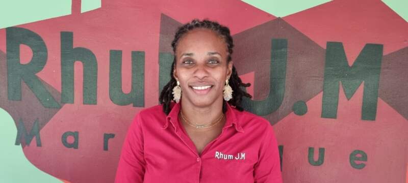Aurélie Bapté, responsable boutique et tourisme à la distillerie